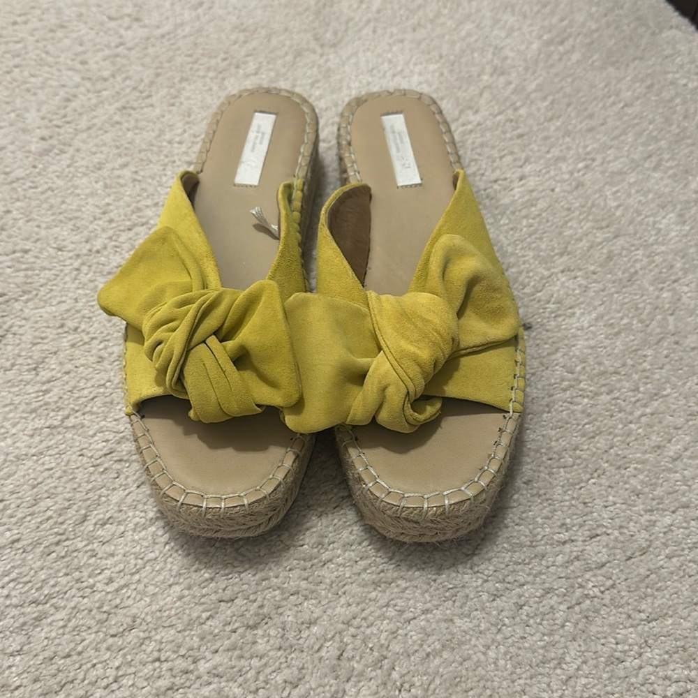 Woman sandals